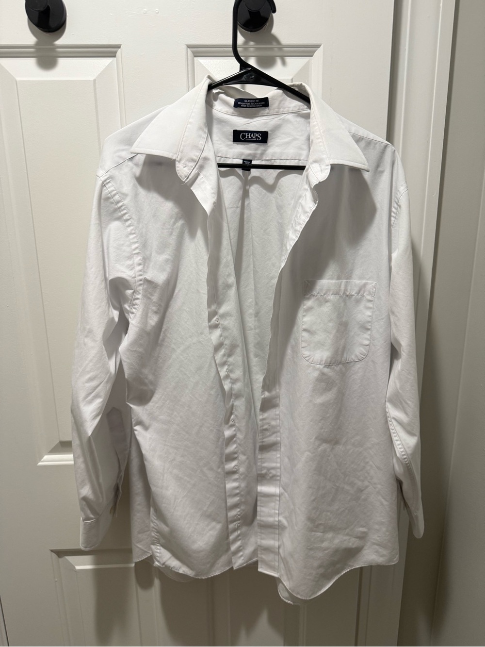 Chaps White Long-Sleeve Dress Shirt with Chest Pocket